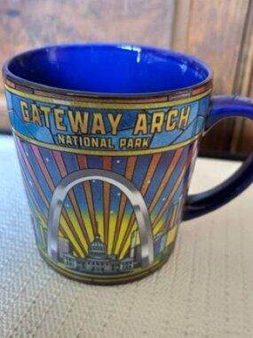 NEW! VTG St. Louis Gateway Stained Glass Arch National Park Coffee Tea Cup